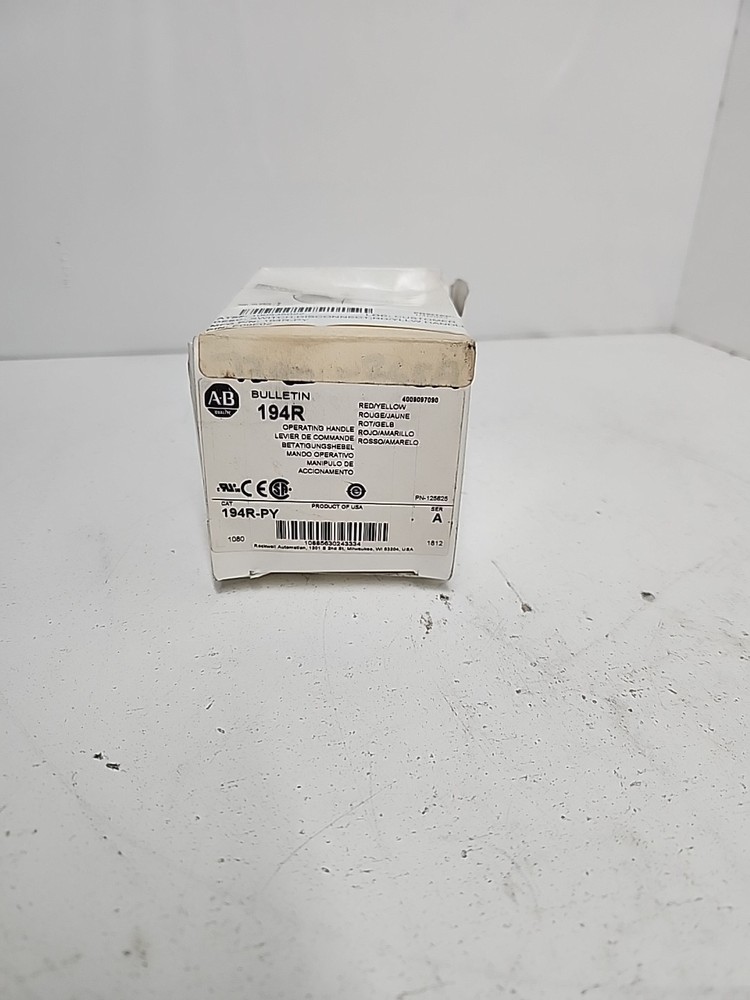 Allen Bradley 194R-PY Operating Disconnect Lockable Handle **NOS **