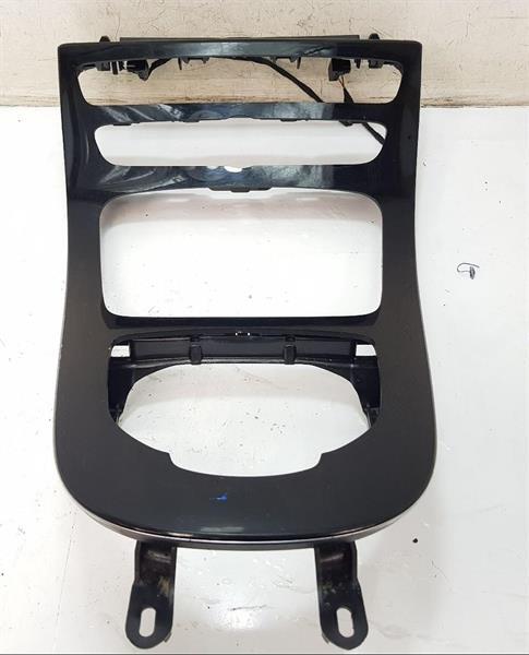 2016-2020 W213 MERCEDES E-CLASS GEAR LEVER SURROUND AUTOMATIC
