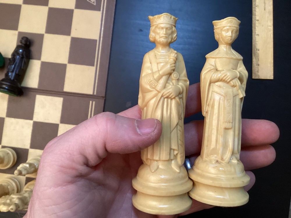 Renaissance Chessmen Lowe 1959 Chess Pieces Only
