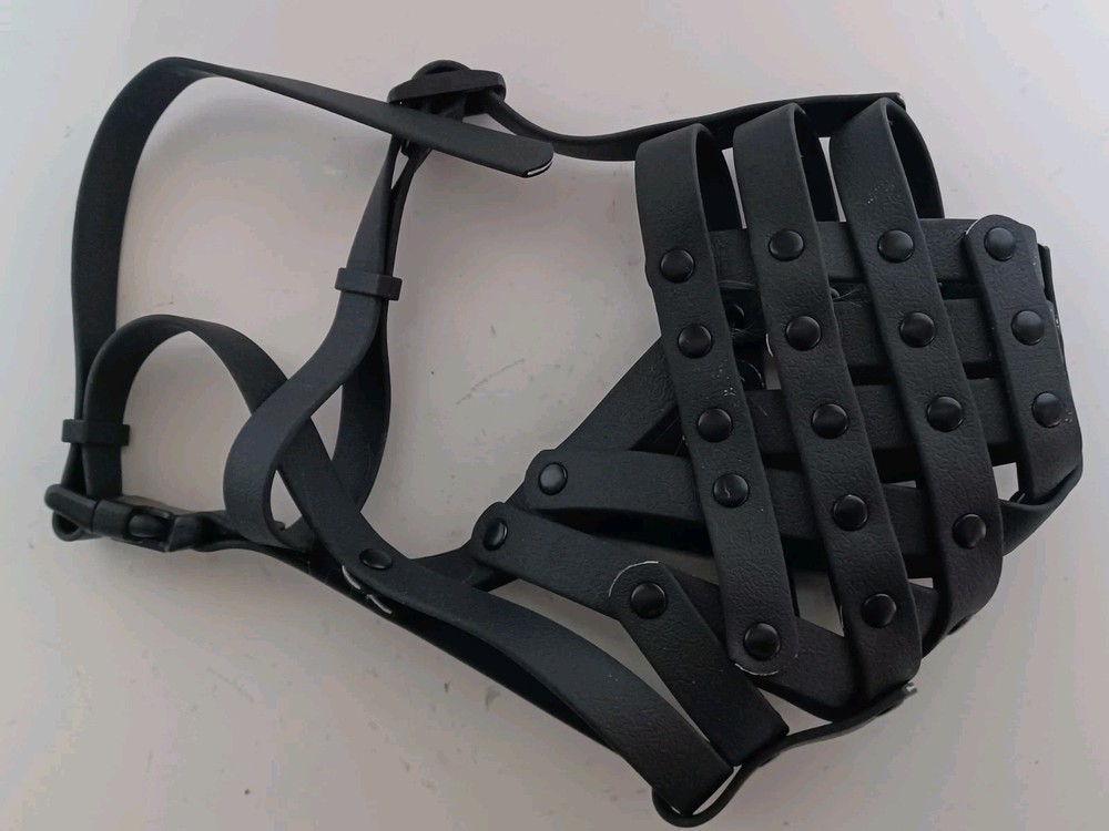 Pitbull Muzzle Basket Muzzle for M [Snout Cir: 9.75-11] Black