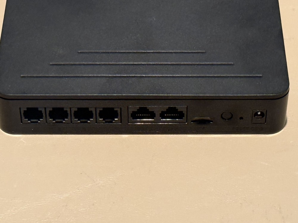 Yeastar S20 VoIP PBX