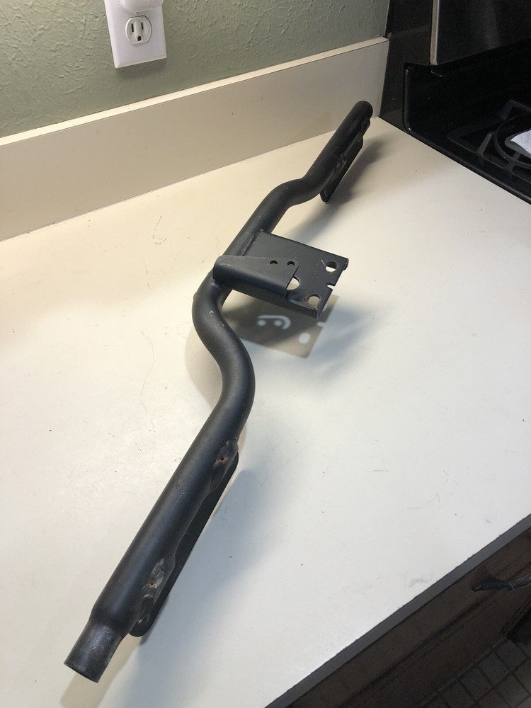 Harley Oem Heritage Softail 2014 Exhaust Mounting Bracket Solid Condition