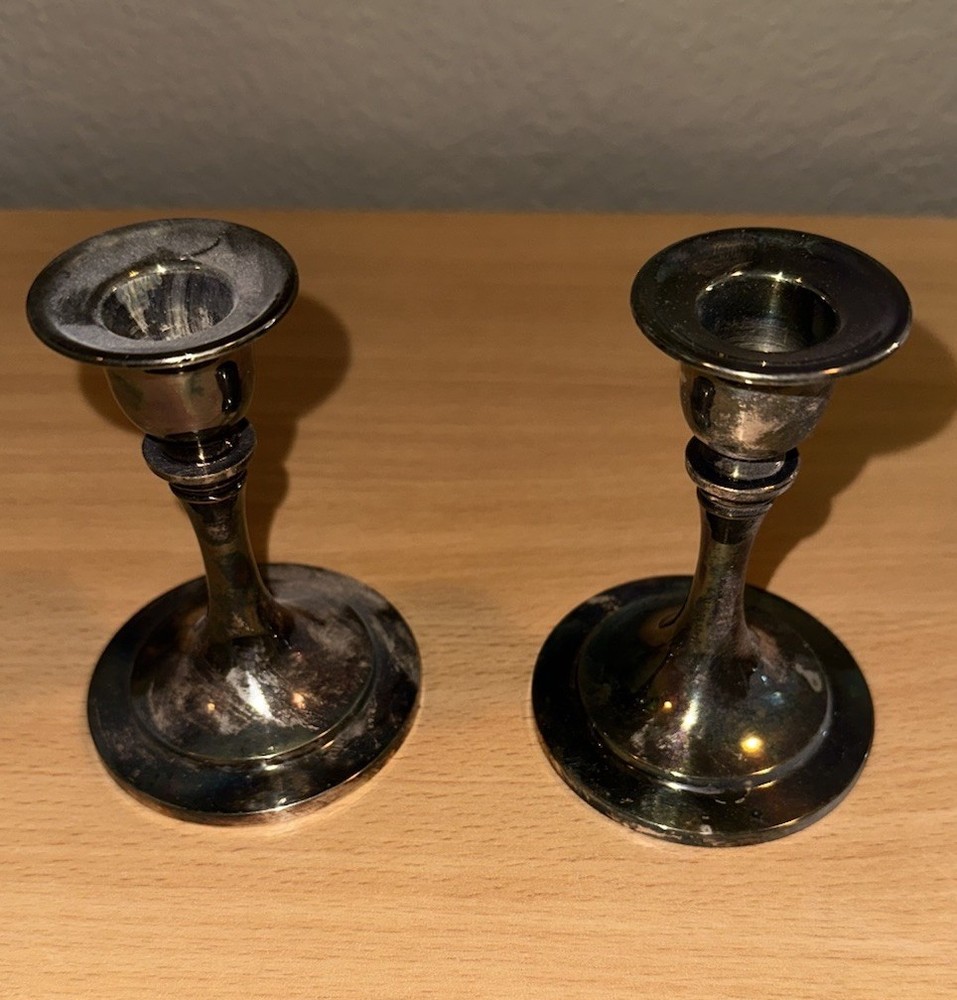 Vintage Oneida Silversmiths Silverplate Candlestick Holders Pair 4” Taper