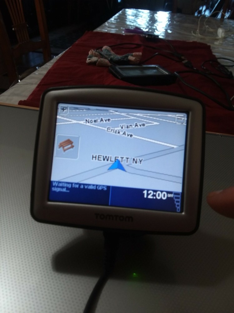 TOMTOM LX GPS N14644 GPS( charge included )