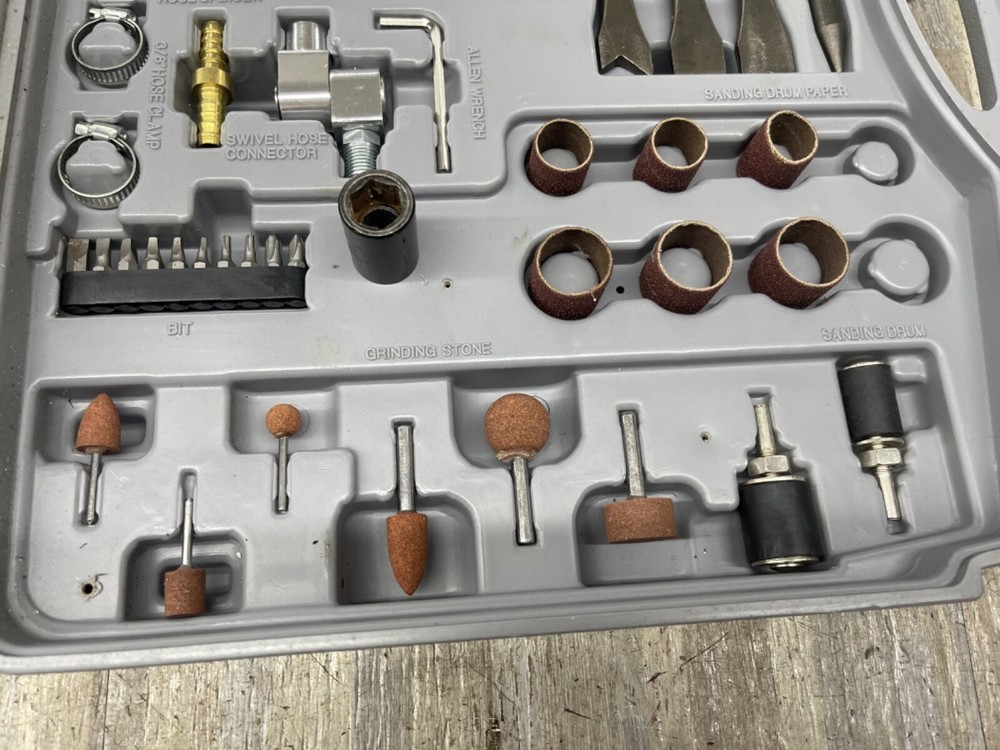 KAWASAKI Air Tool Set 840800 BARELY USED.