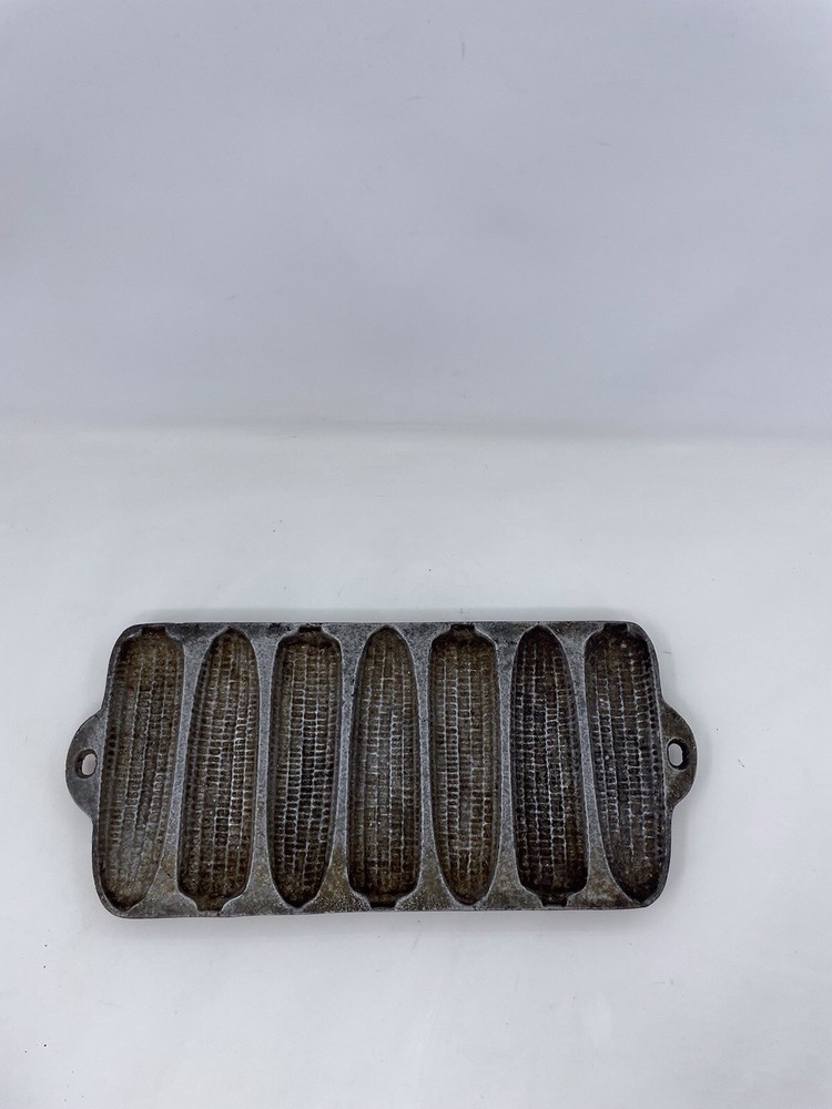 Vintage Cast Iron 7 Ear Corn Cob Cornbread Corn Bread Pan Muffin Mold