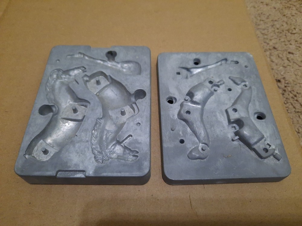 8 Complete Western World Injector Molds