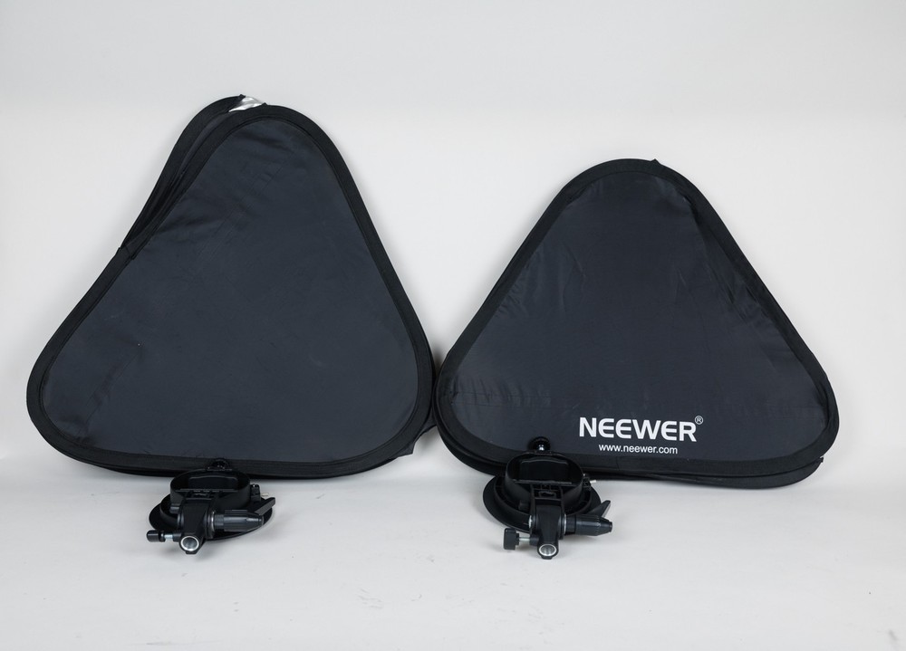Neewer Speedlite Flash Mounts & Softboxes