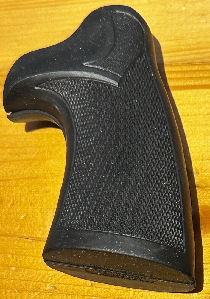 ATR-S Pachmayr Grips