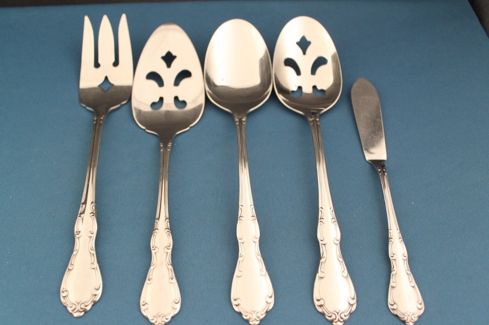 Oneida WHITTIER Serving (5pc Set) Tablespoon Fork Pierced Oneidaware Stainless