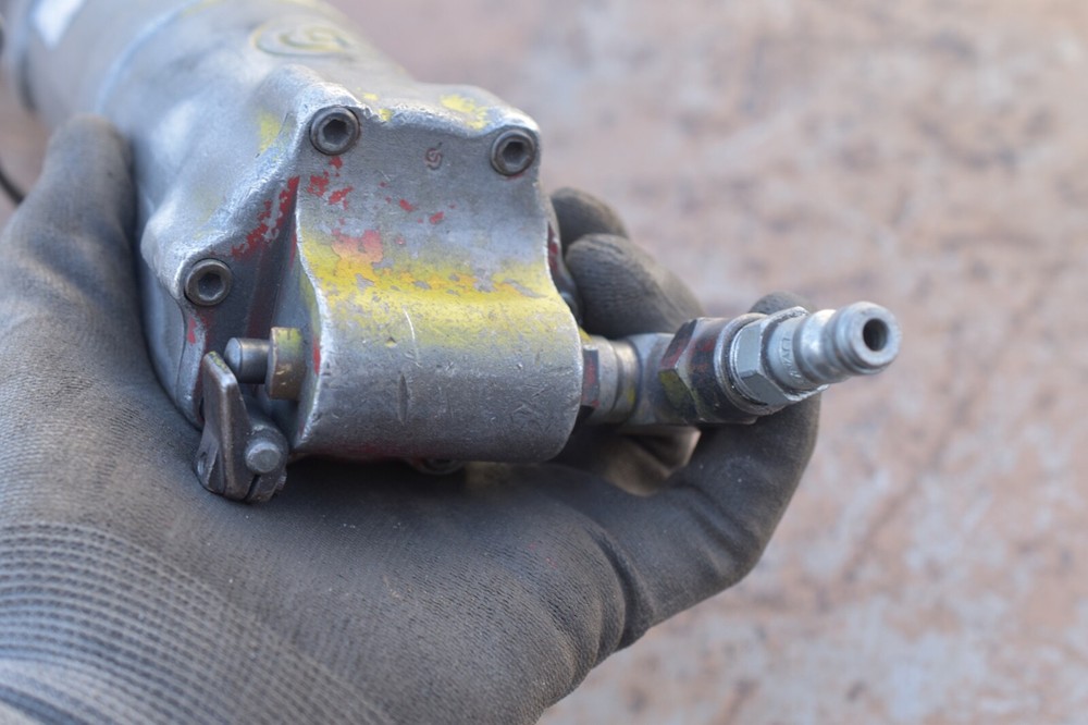 Chicago Pneumatic CP-0214 C-TYPE RIVETER