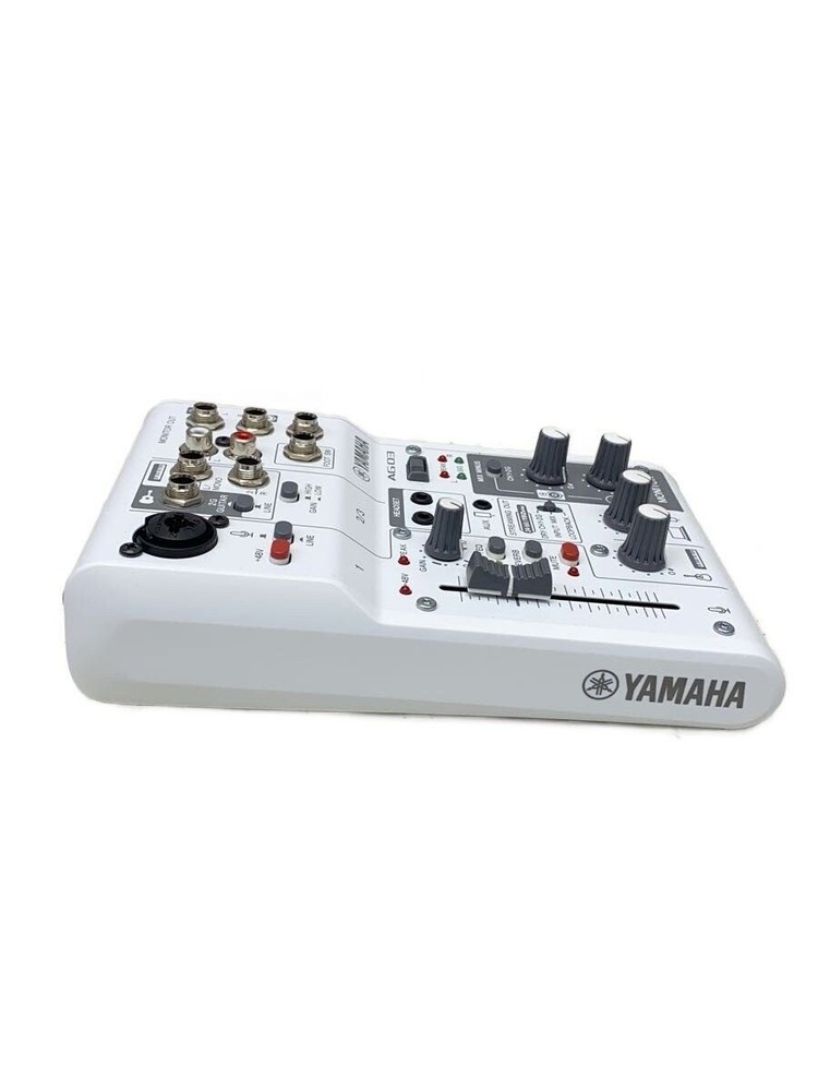 YAMAHA AG03 MIXER Used