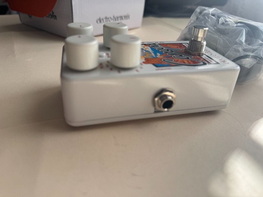 Electro-Harmonix Canyon Delay and Looper