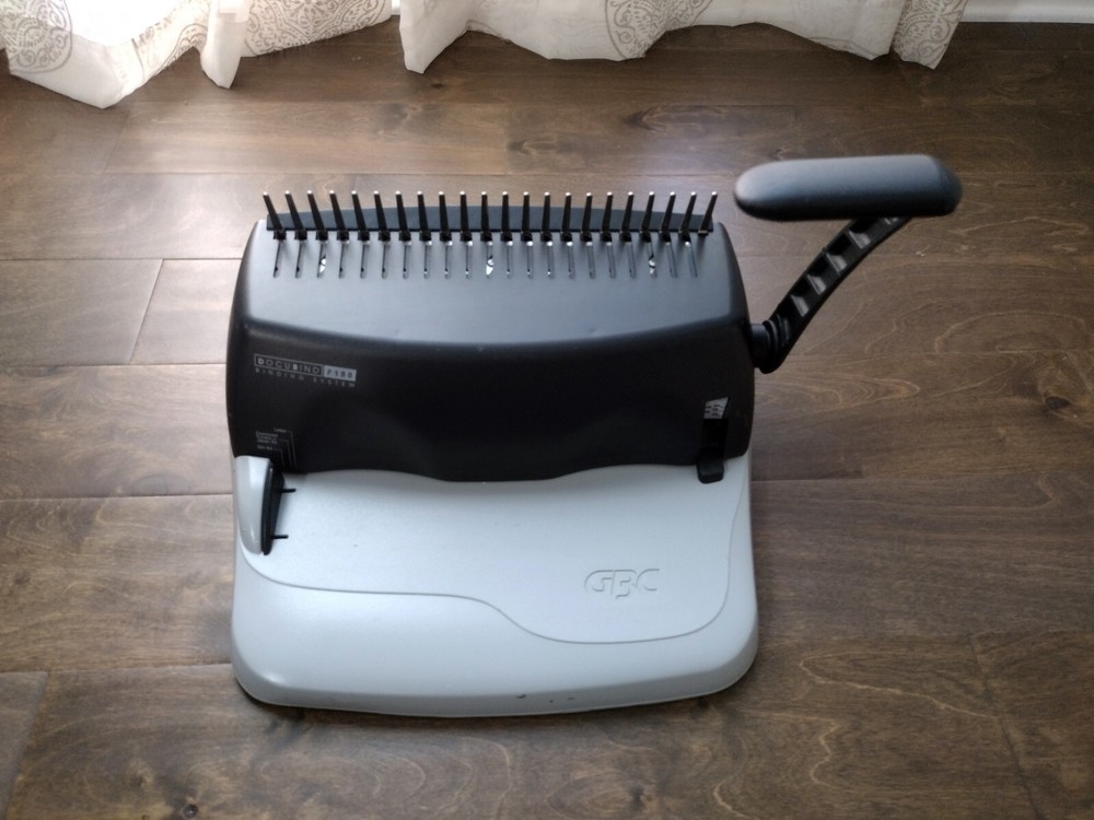 GBC Docubind P100 Binding Machine Comb Punch Binder