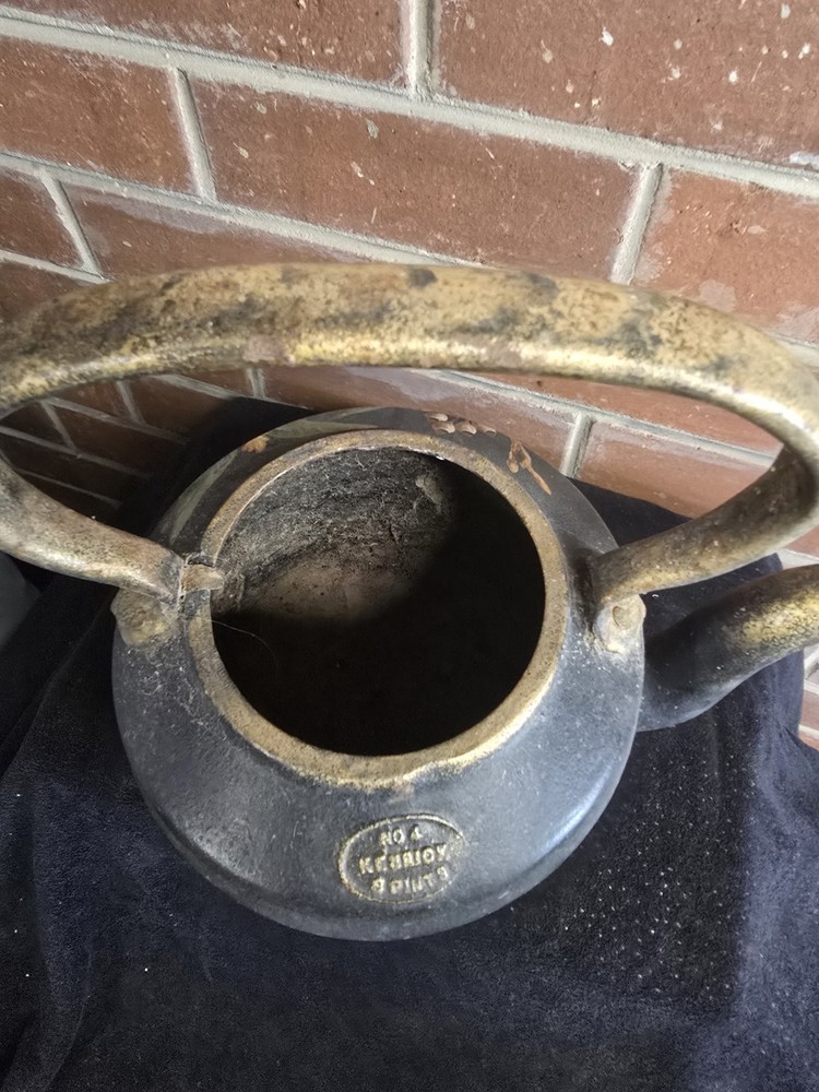 Hand Painted No 7 Kendrick Kettle