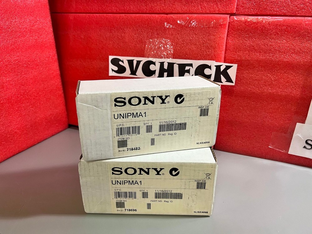 SONY UNIPMA1 Pole Mount Adapter White