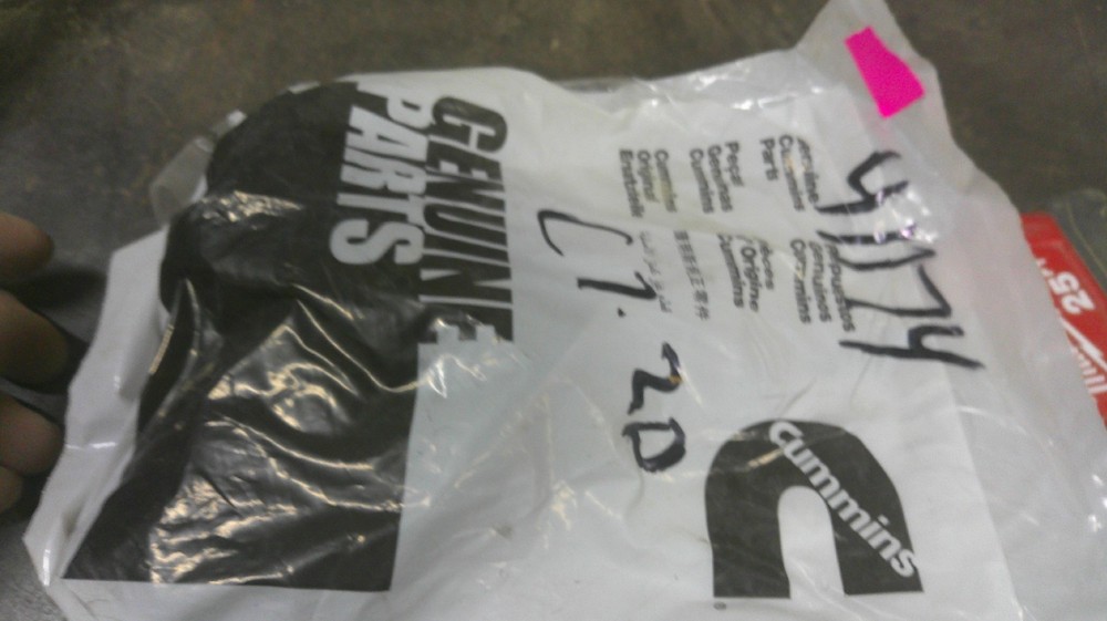 New OEM Cummins Water Transfer Fitting 3644834