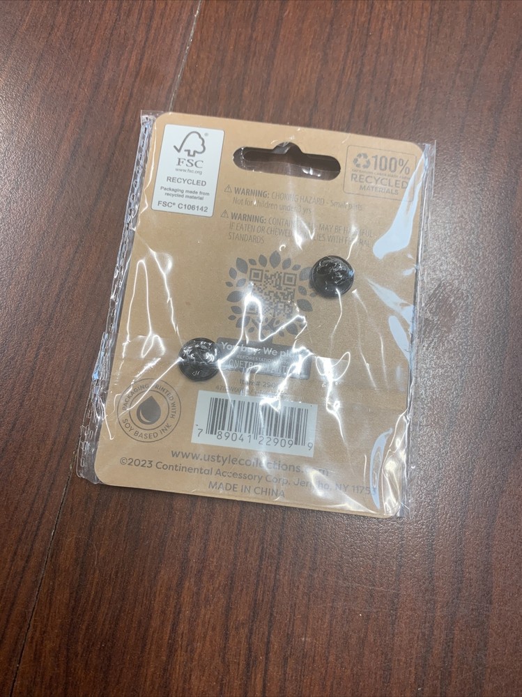 Two Count Backpack Pins “Recycle” & “Love” By U Style Ages 9+