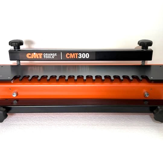 CMT 300 ORANGE TOOLS UNIVERSAL DOVETAIL   JIG   JOINTING SYSTEM