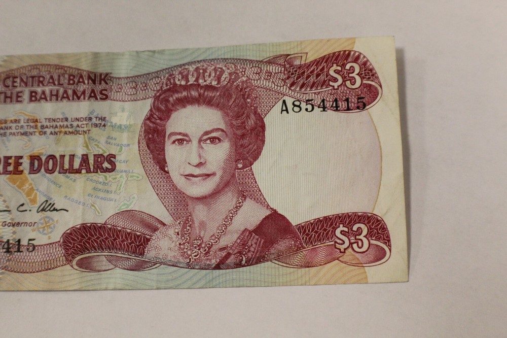1974 (1984) Bahamas $3 note XF
