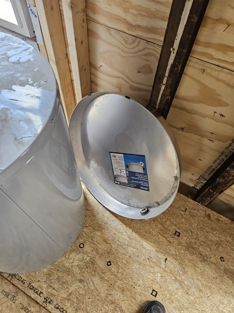 A. O. Smith Electric Storage Tank Water Heater 38 gal Gray E6-40L45DVB