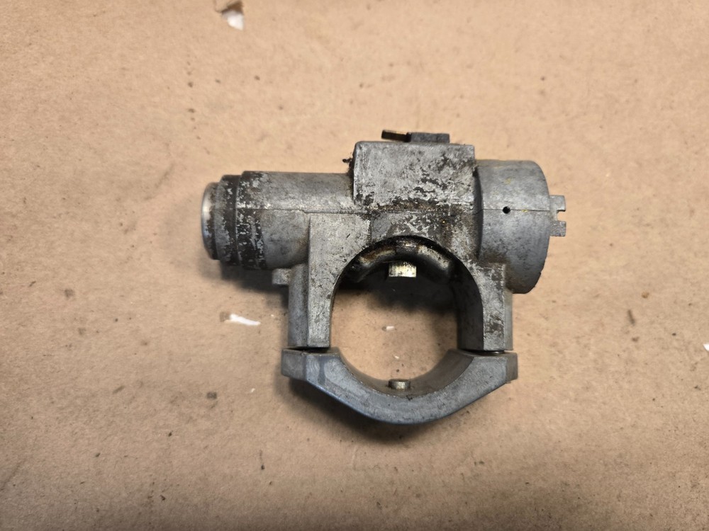 MG MGB Midget Column Lock 18G8905