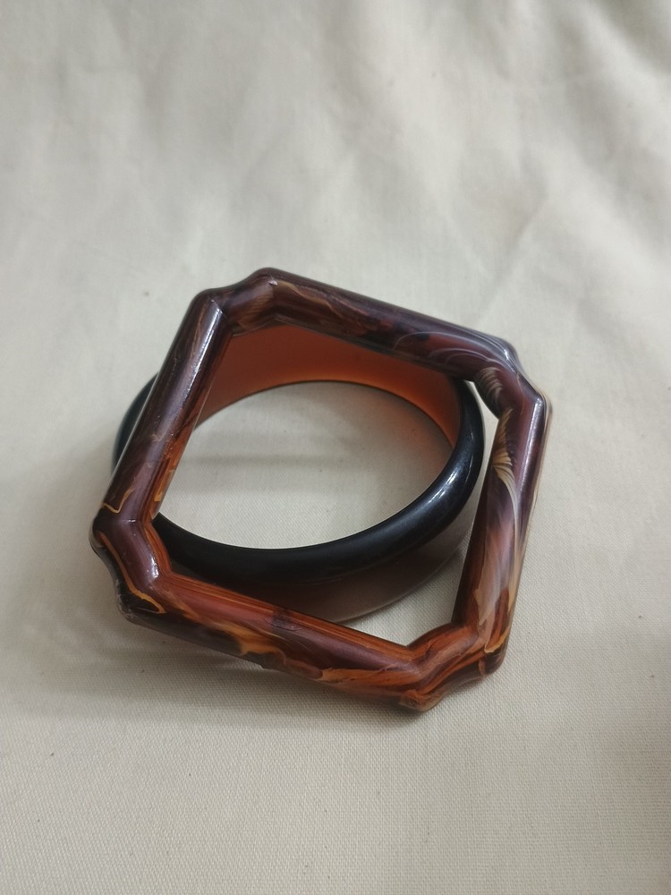 2 Brown Plastic Bangle Bracelets 1 Square/1 Round