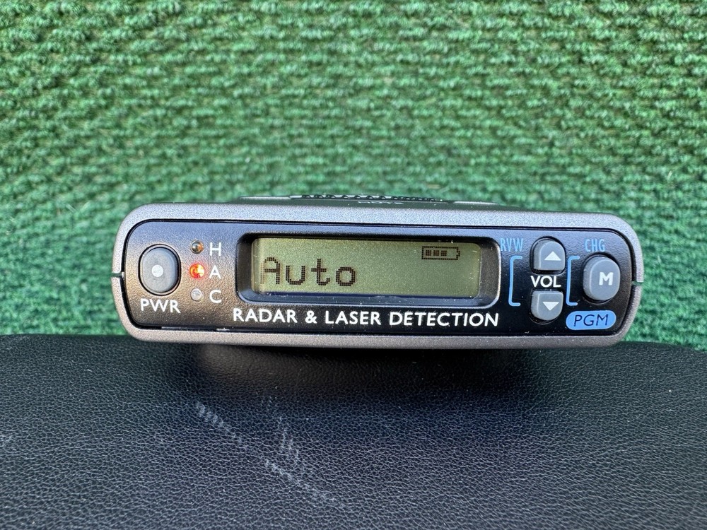 Escort Solo S2 Cordless Radar Detector Wtih Case