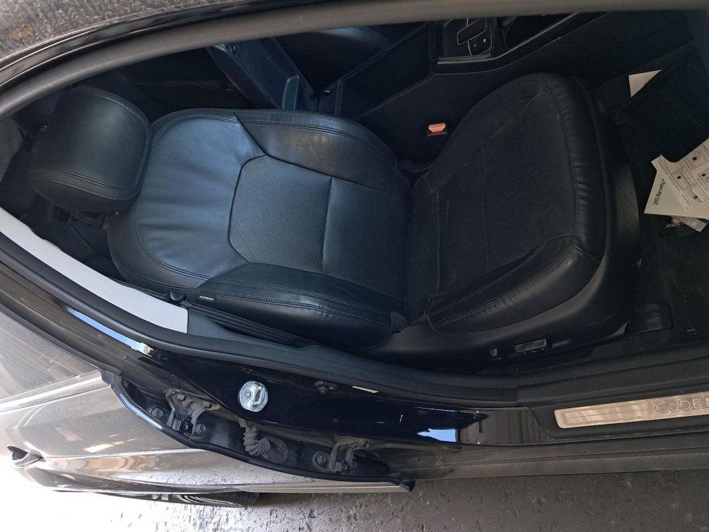 2015 KIA Cadenza Used Display Screen - No Anti-Theft Code, Reprogram Required