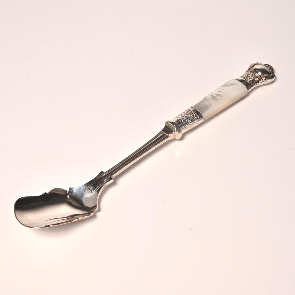 Sheffield Silverplate Stilton Cheese Scoop MOP Handle Barbara Walters Collection