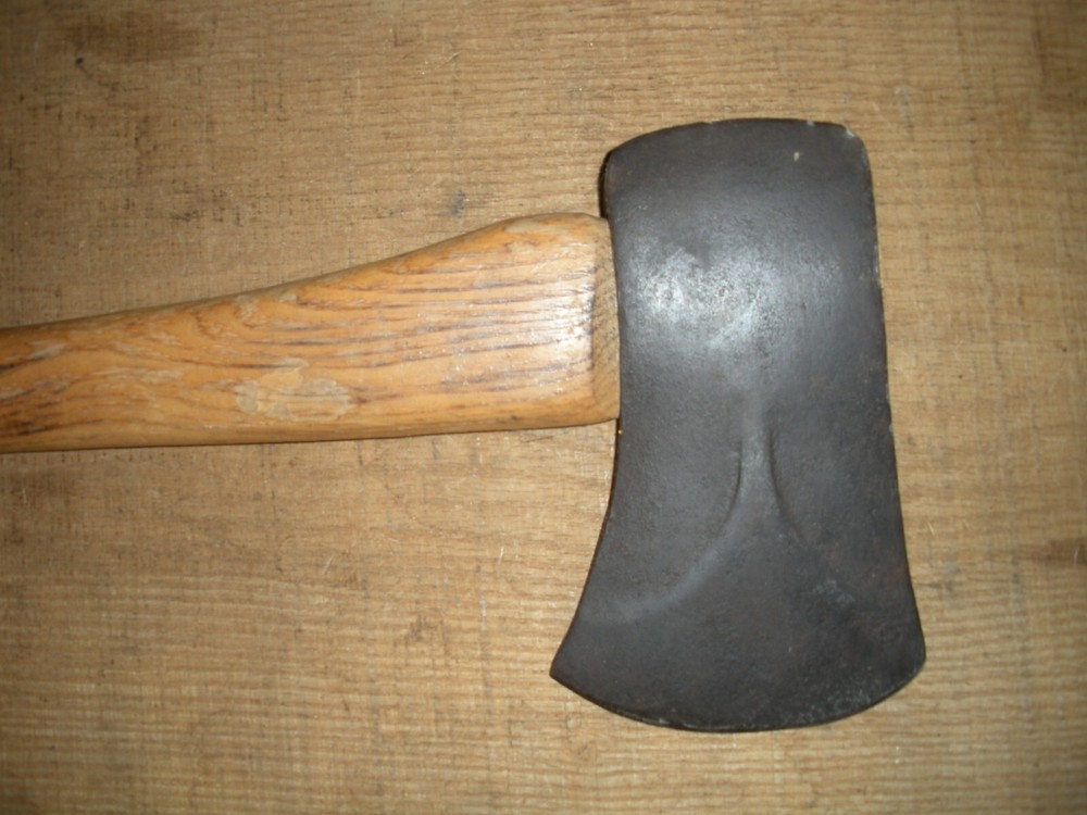 Vintage TRUE TEMPER KELLY PERECT Single Bit Axe / Early Axe