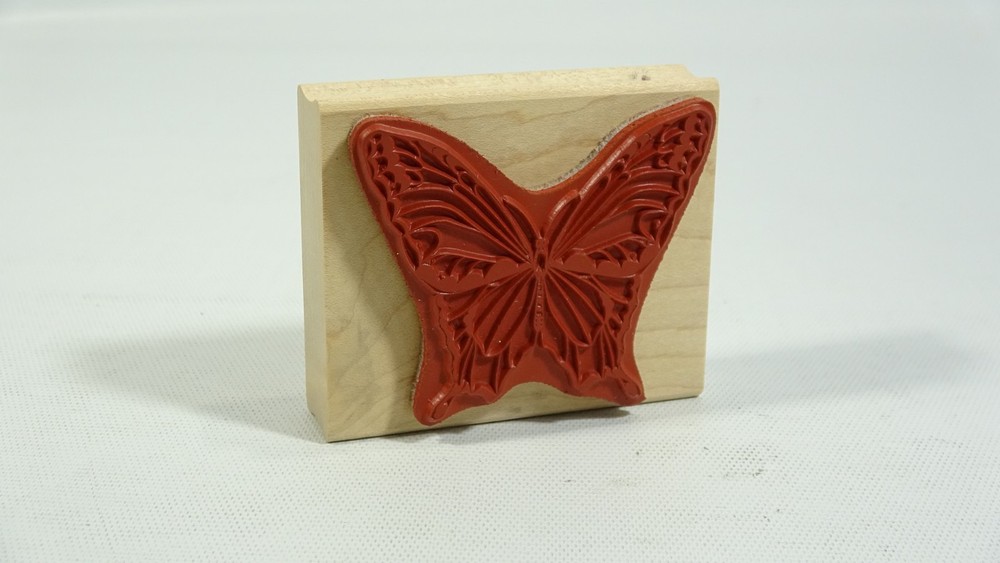 Memory Box Rubber Stamp Wonderland Butterfly E1713