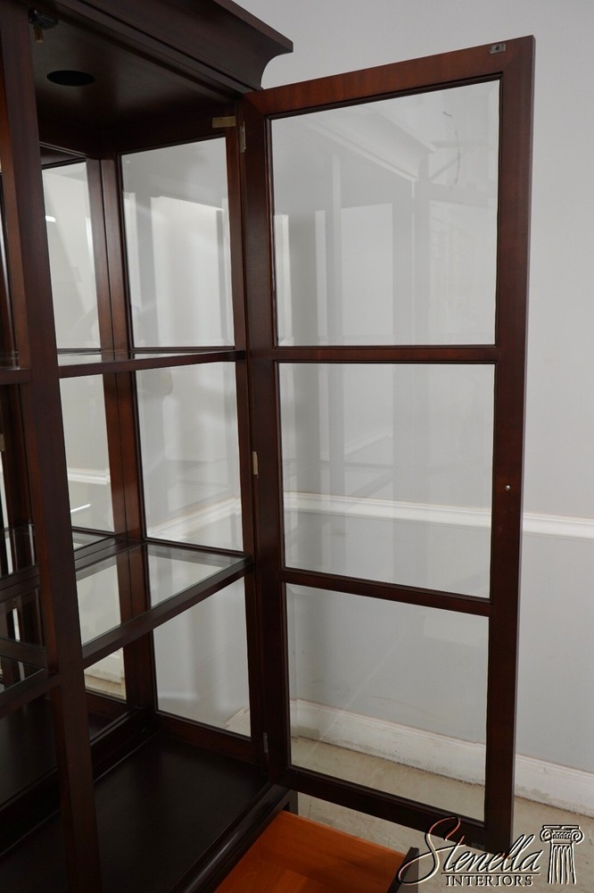 65716EC: ETHAN ALLEN Modern Design Mahogany Bookcase