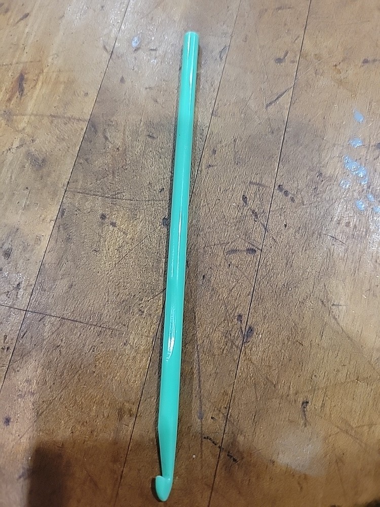 Boye Crochet Hook Size H Same As 6 USA