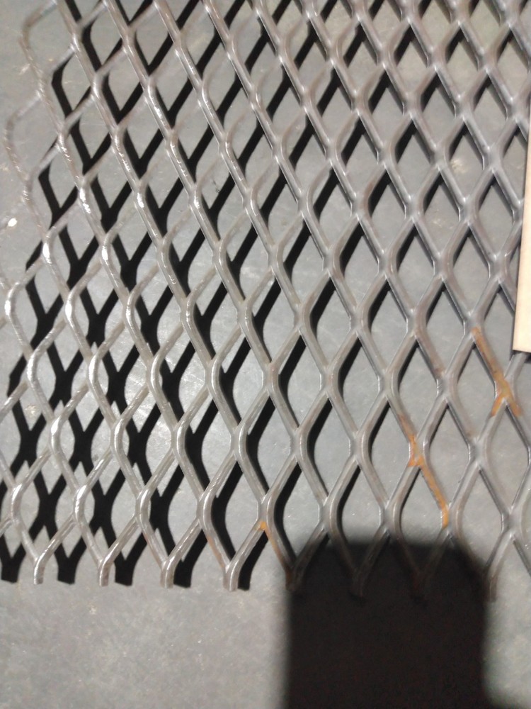 3/4 #9 Expanded Metal Sheet 12"X48"