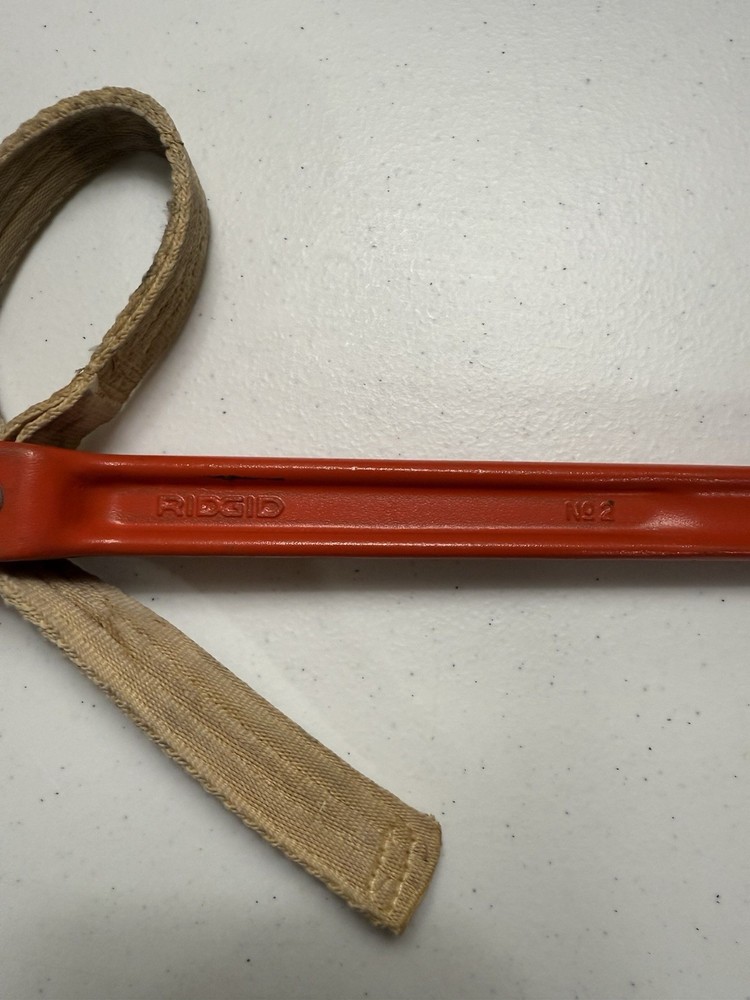 Ridgid No.2 Strap Wrench Heavy-Duty Cast Iron Handle