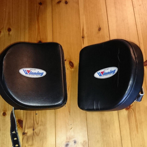 Winning punching mitts boxing kickboxing