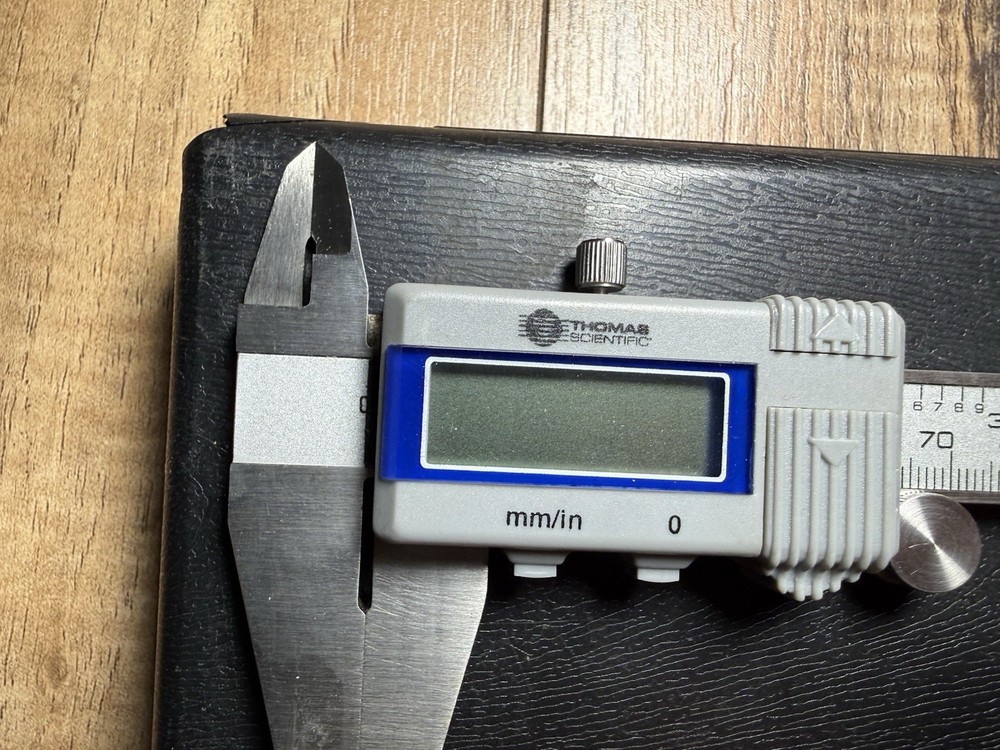 Thomas Scientific Electronic Digital Caliper ￼