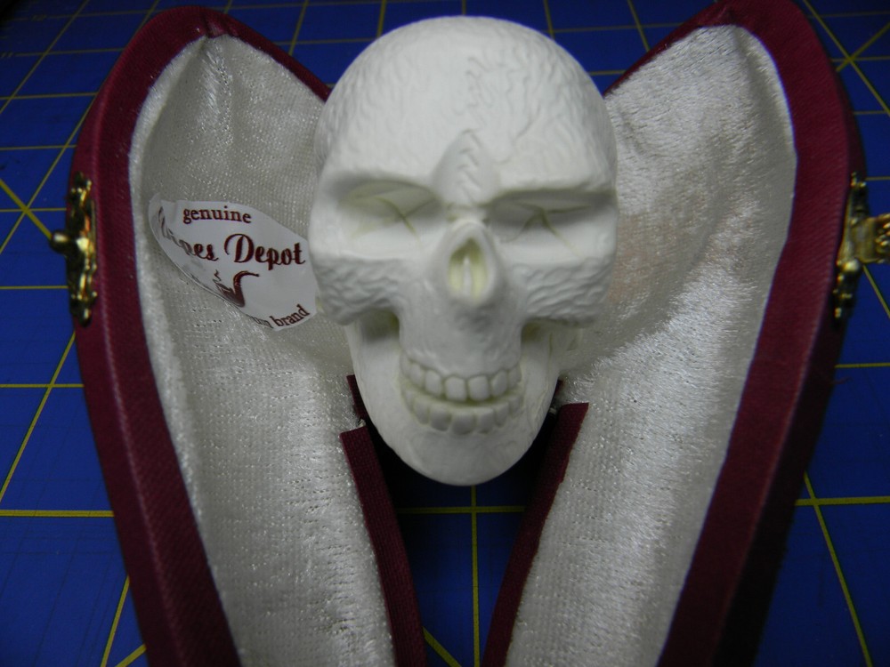 Meerschaum Skull Pipe Unused with Case