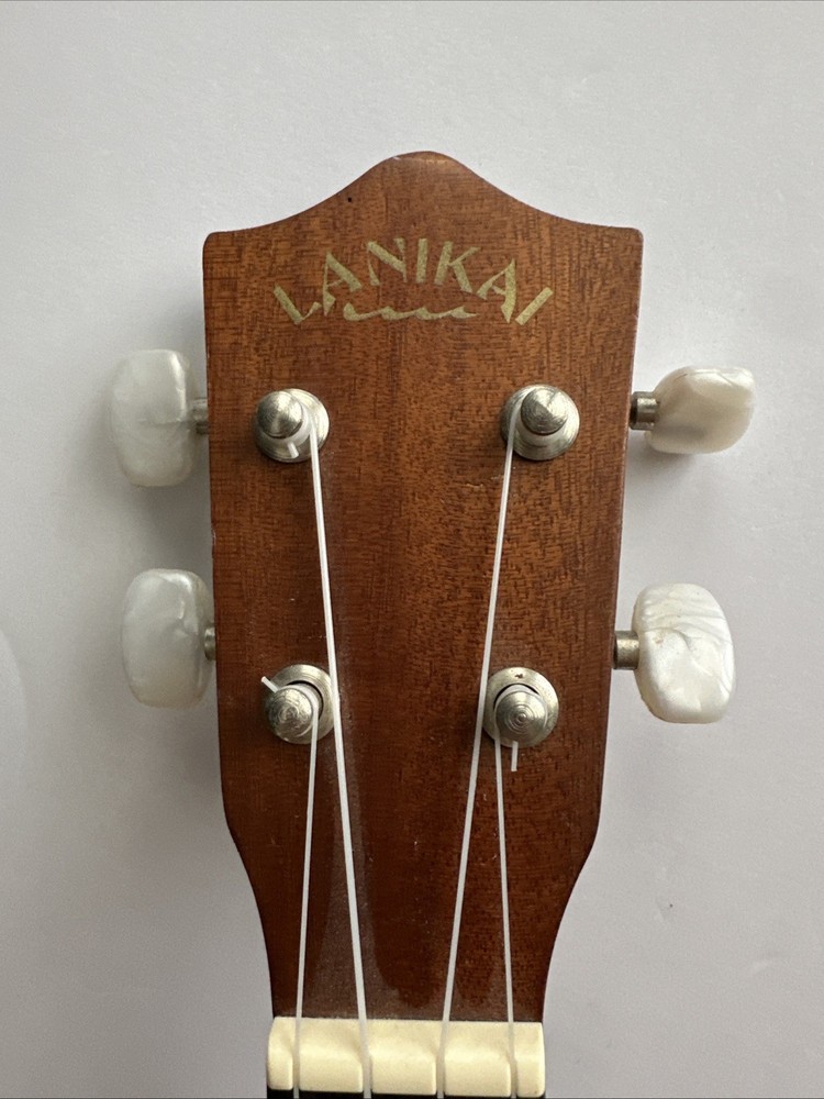 Lanikai LU-11 Ukulele Extra Strings