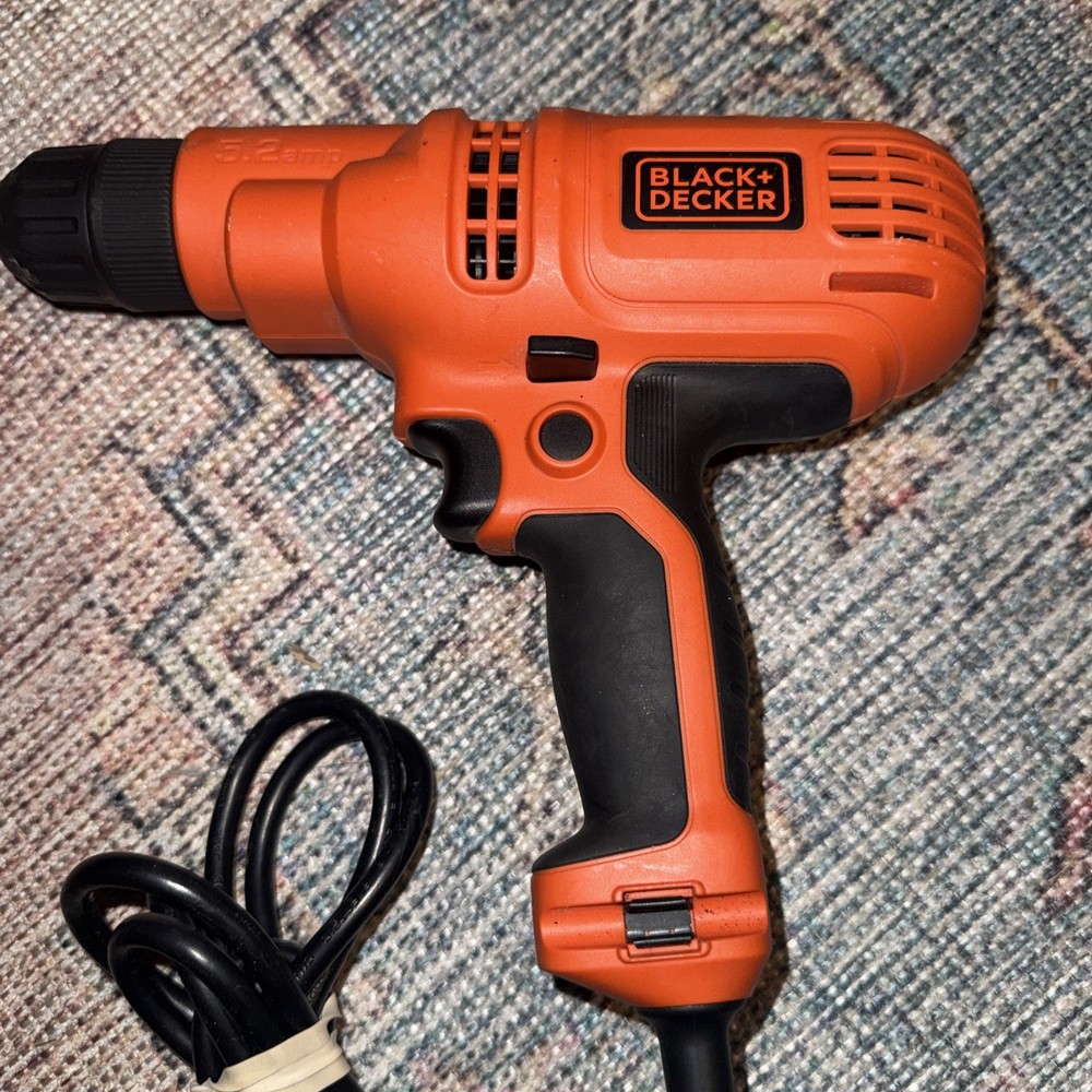 BLACK+DECKER DR260C Drill