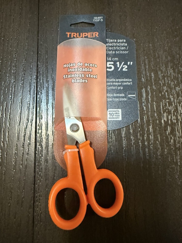 5.5 Truper Scissors for Chicken Poultry