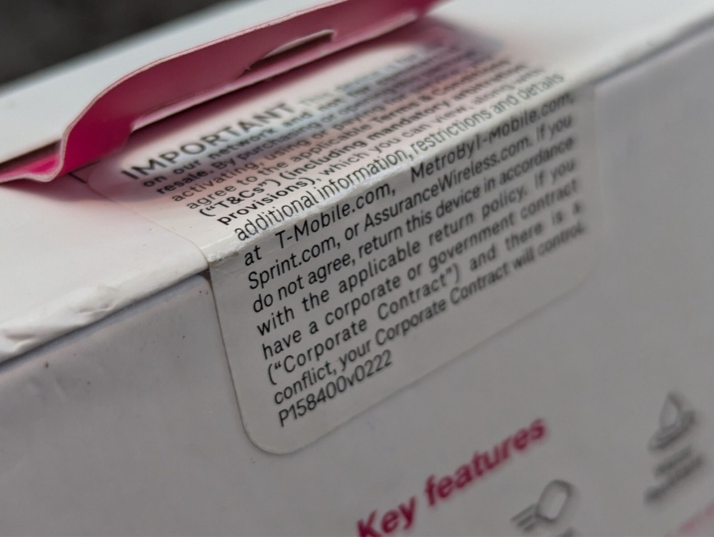 🔥New/Sealed🔥 SyncUp Tracker Connected by T-Mobile - 128MB - Gray Kit
