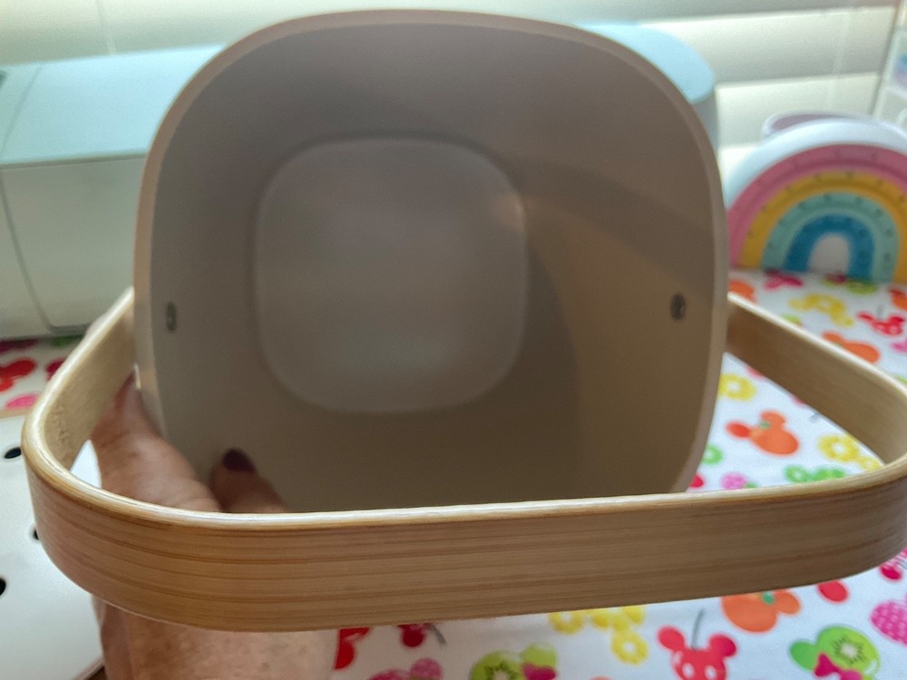 Countertop Compost Bin with Lid, Odorless Compost Bin with Carbon Filter NEW