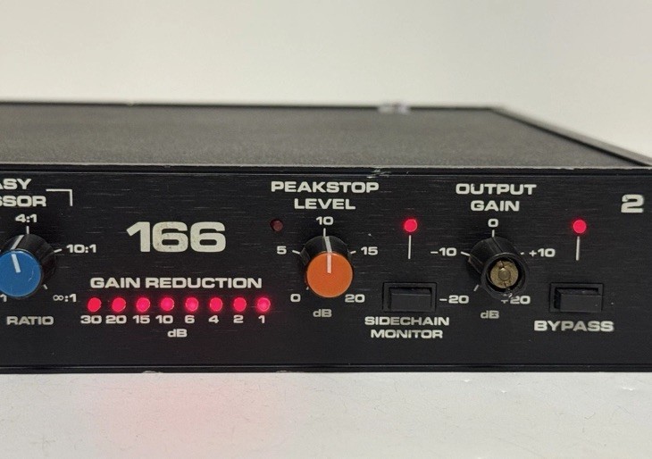 DBX 166 2-Channel Analog Audio Dynamics Processor with Compressor / Limiter