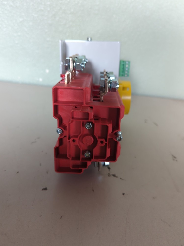 GAVE Y221DB101 Y Series Motorized Changeover Transfer Switch