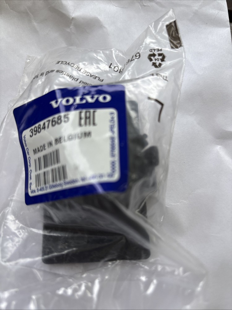 Genuine Volvo Park Sensor Side Bracket 39847685