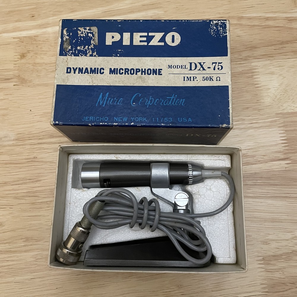 Vintage Dynamic Microphone Model DX75 Piezo. In Original Box - Not Working