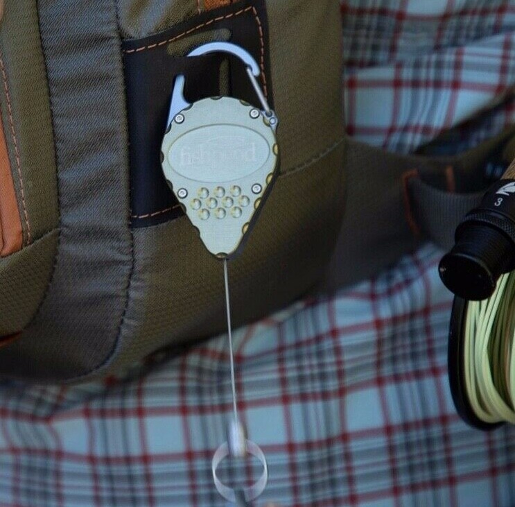 Fishpond Arrowhead Retractor - Moss - FREE SHIPPING