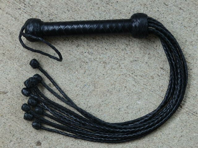 9 PLAIT PLAITED TAIL Leather Flogger Whip - Horse Training Tool ROLLING THUNDER